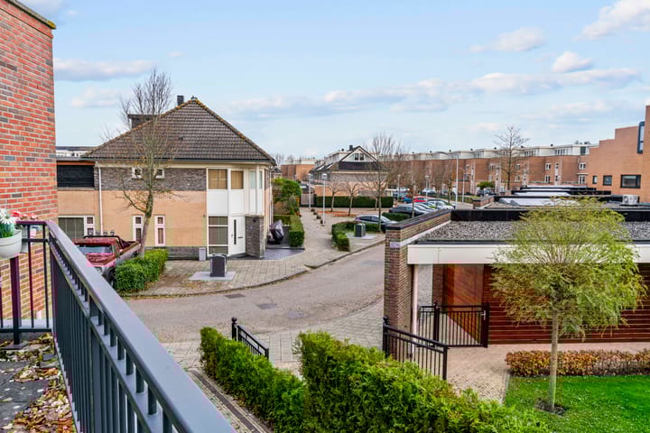 Photo 38 of Forsythiastraat 54