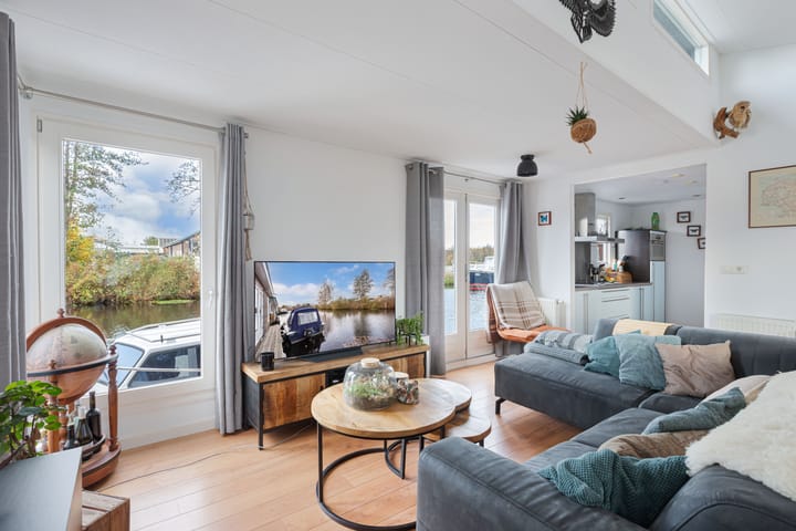 Foto 11 van Leeuwarderstraatweg 1003