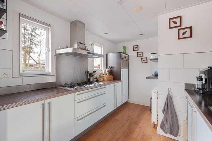 Foto 13 van Leeuwarderstraatweg 1003