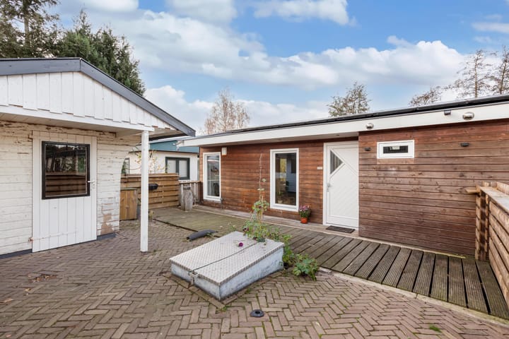 Foto 23 van Leeuwarderstraatweg 1003