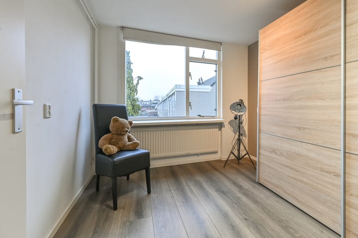 Photo 19 of Schreveliusstraat 31