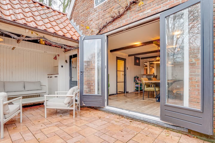 Photo 4 of Dorpsstraat 125