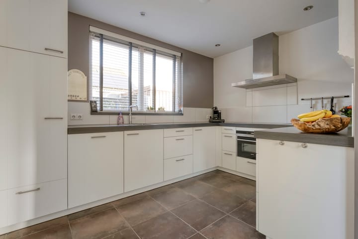 Foto 6 van Dennenlaan 9