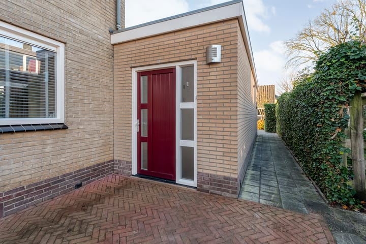 Foto 10 van Dennenlaan 9