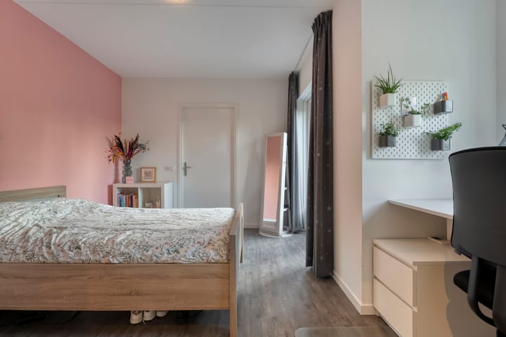 Foto 17 van Dennenlaan 9