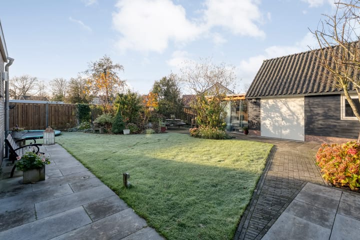 Foto 35 van Dennenlaan 9