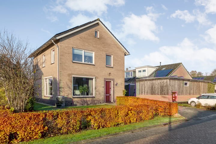 Foto 51 van Dennenlaan 9