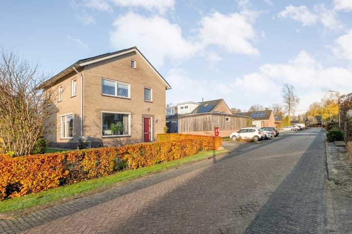 Foto 52 van Dennenlaan 9