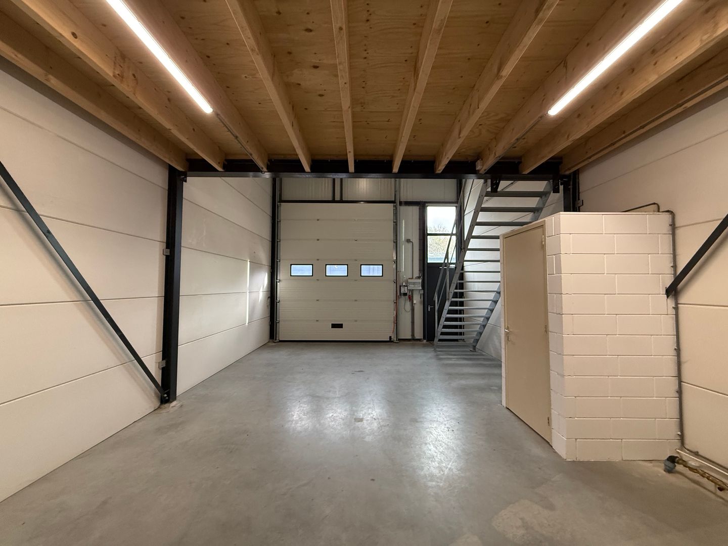 Bekijk foto 3 van Nassau Dwarsstraat 18