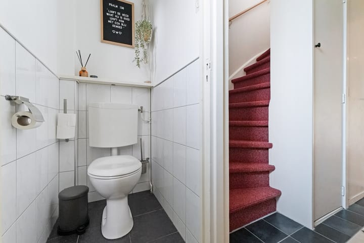 Photo 5 of Ooststraat 10