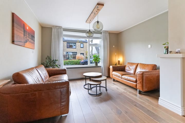 Photo 7 of Ooststraat 10