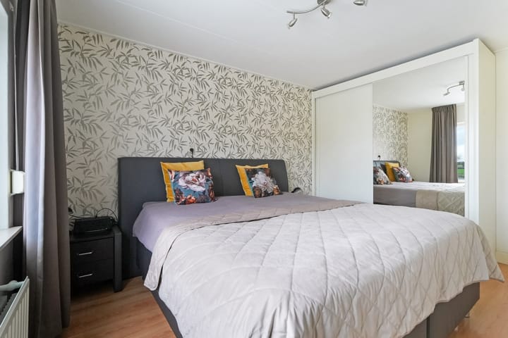 Photo 19 of Ooststraat 10