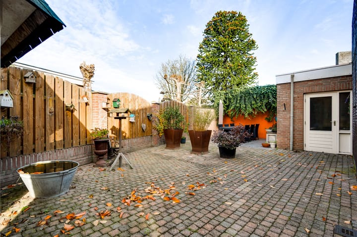 Photo 4 of Venrayseweg 39