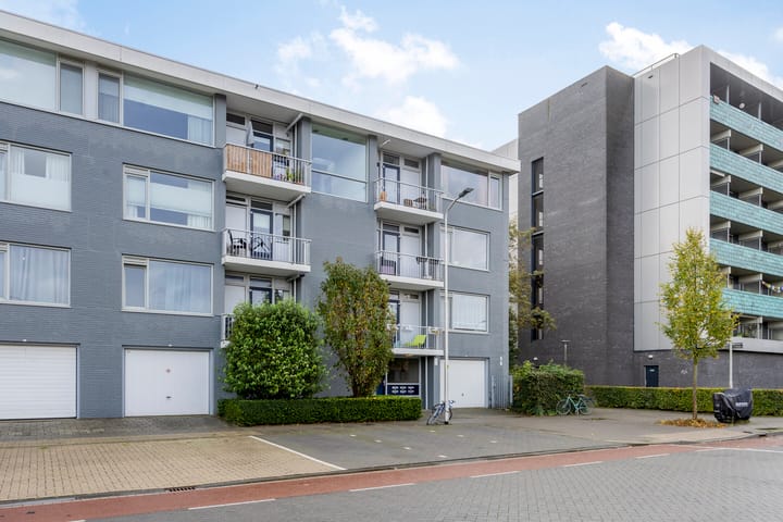 Photo 8 of Pisanostraat 378