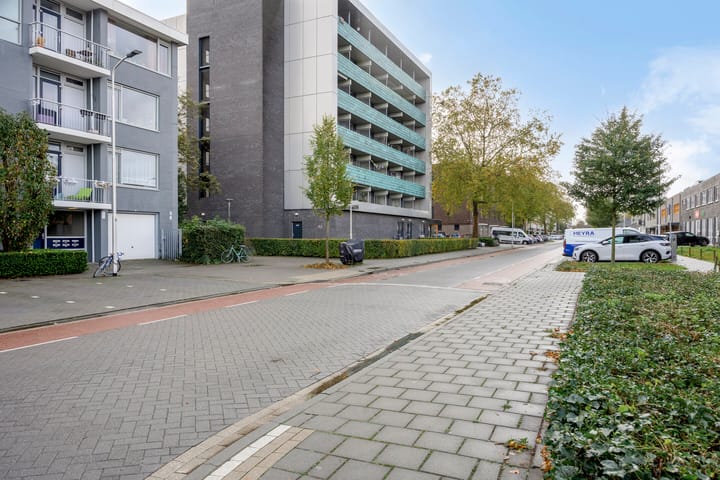 Photo 9 of Pisanostraat 378