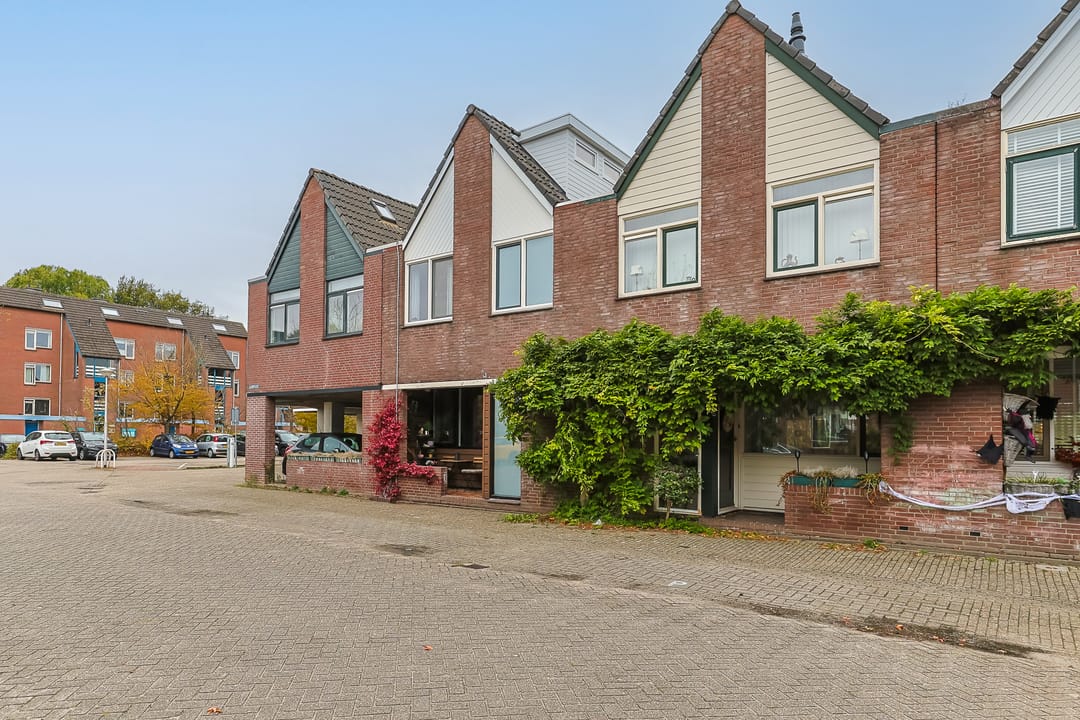 Foto 2 van Aardster 215