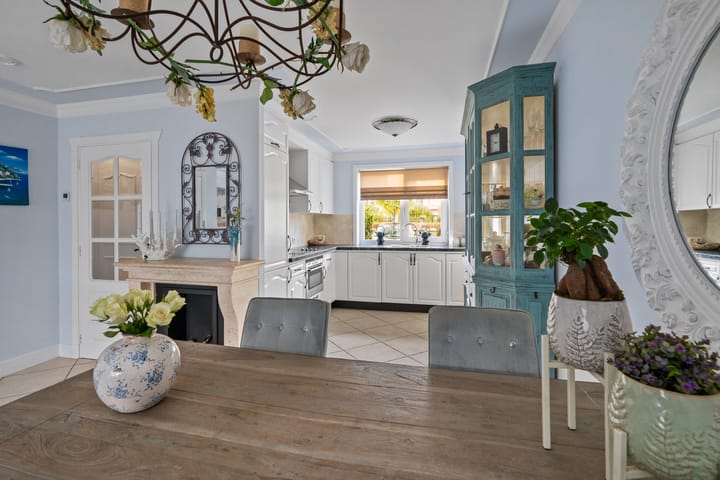 Photo 6 of Pronkmos 11