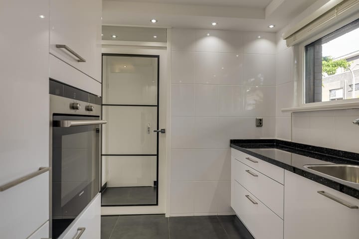 Photo 11 of Zaaierstraat 28