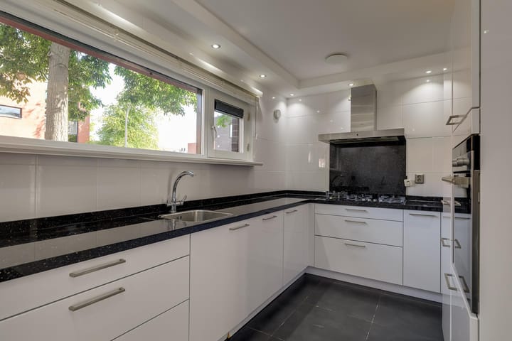 Photo 7 of Zaaierstraat 28