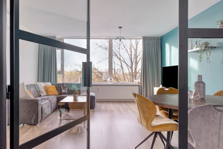 Foto 2 van Postelse Hoeflaan 60