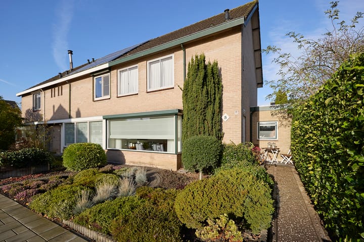 Photo 1 of Trompstraat 5