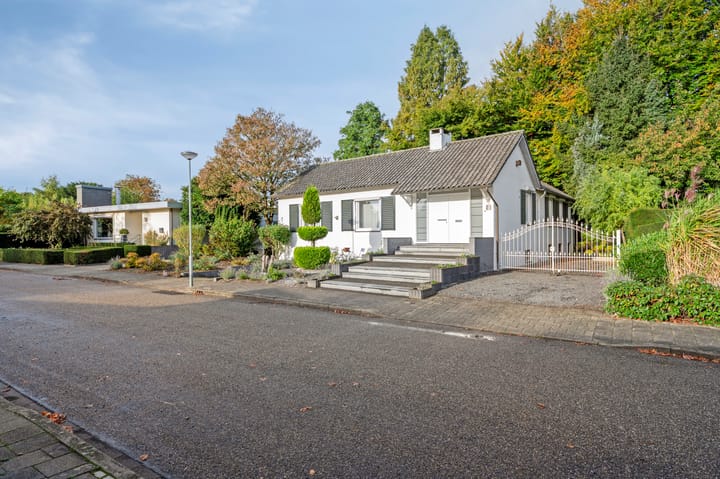 Foto 39 van Debijestraat 48