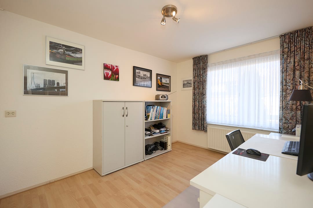 Photo 11 of Trompstraat 5