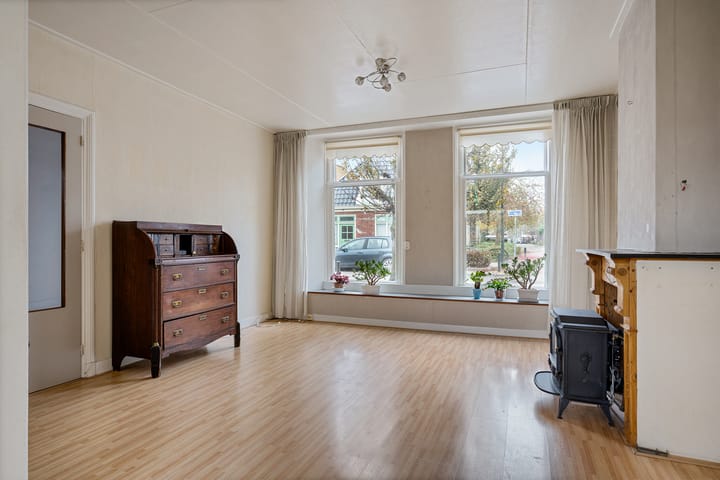 Photo 2 of Warmoesstraat 22