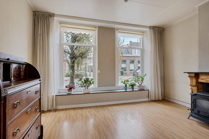 Foto 10 van Warmoesstraat 22