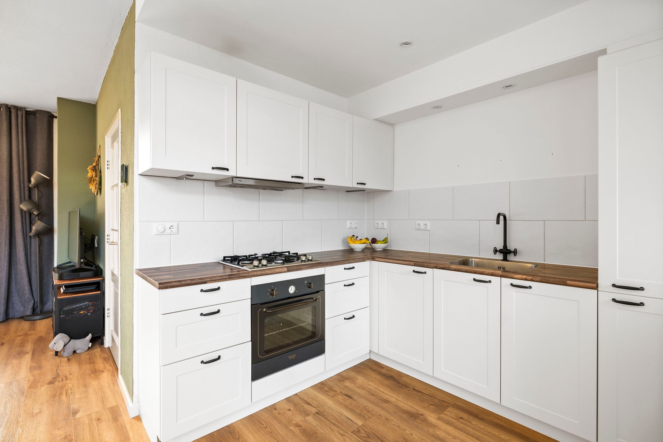 Foto 12 van Meindert Hobbemastraat 6