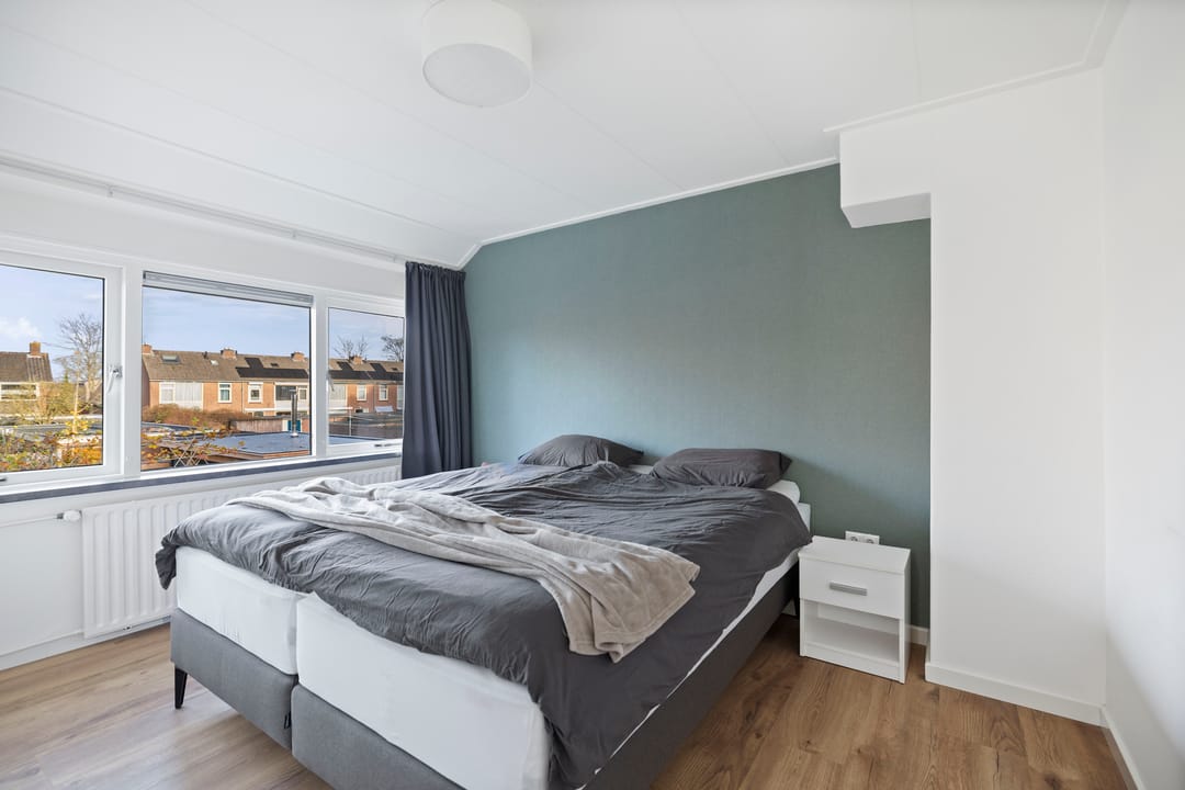 Foto 17 van Meindert Hobbemastraat 6