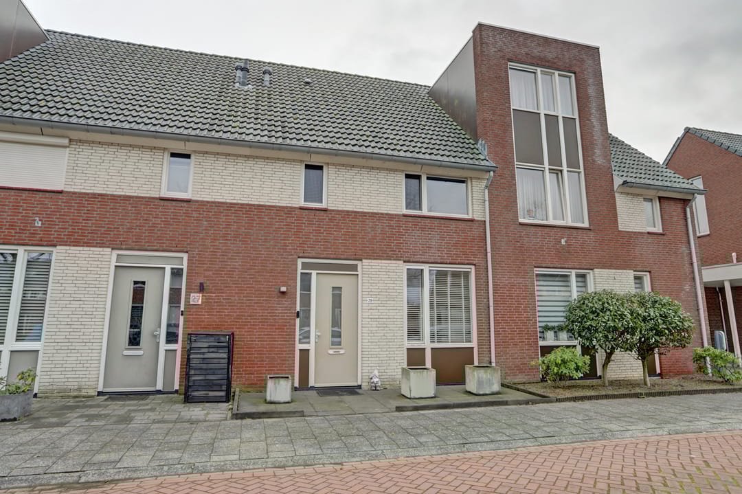 Photo 1 of Klaproos 29