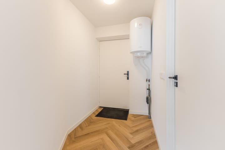 Photo 15 of Langdonkenstraat 9-D