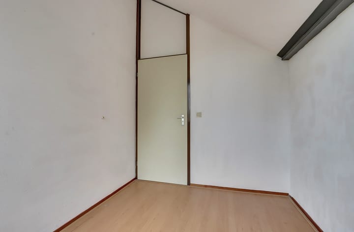 Photo 13 of Prattenburg 3