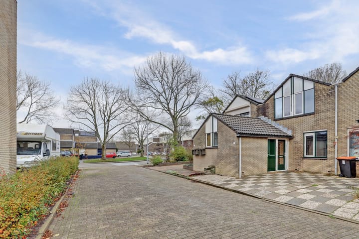 Photo 29 of Prattenburg 3