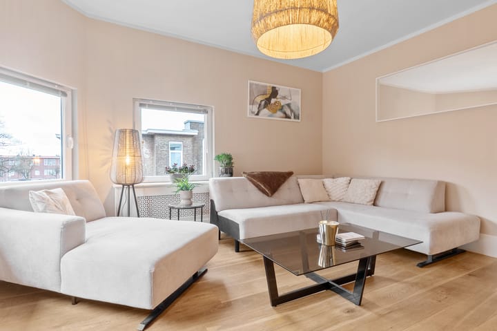 Photo 5 of Naarderstraat 169