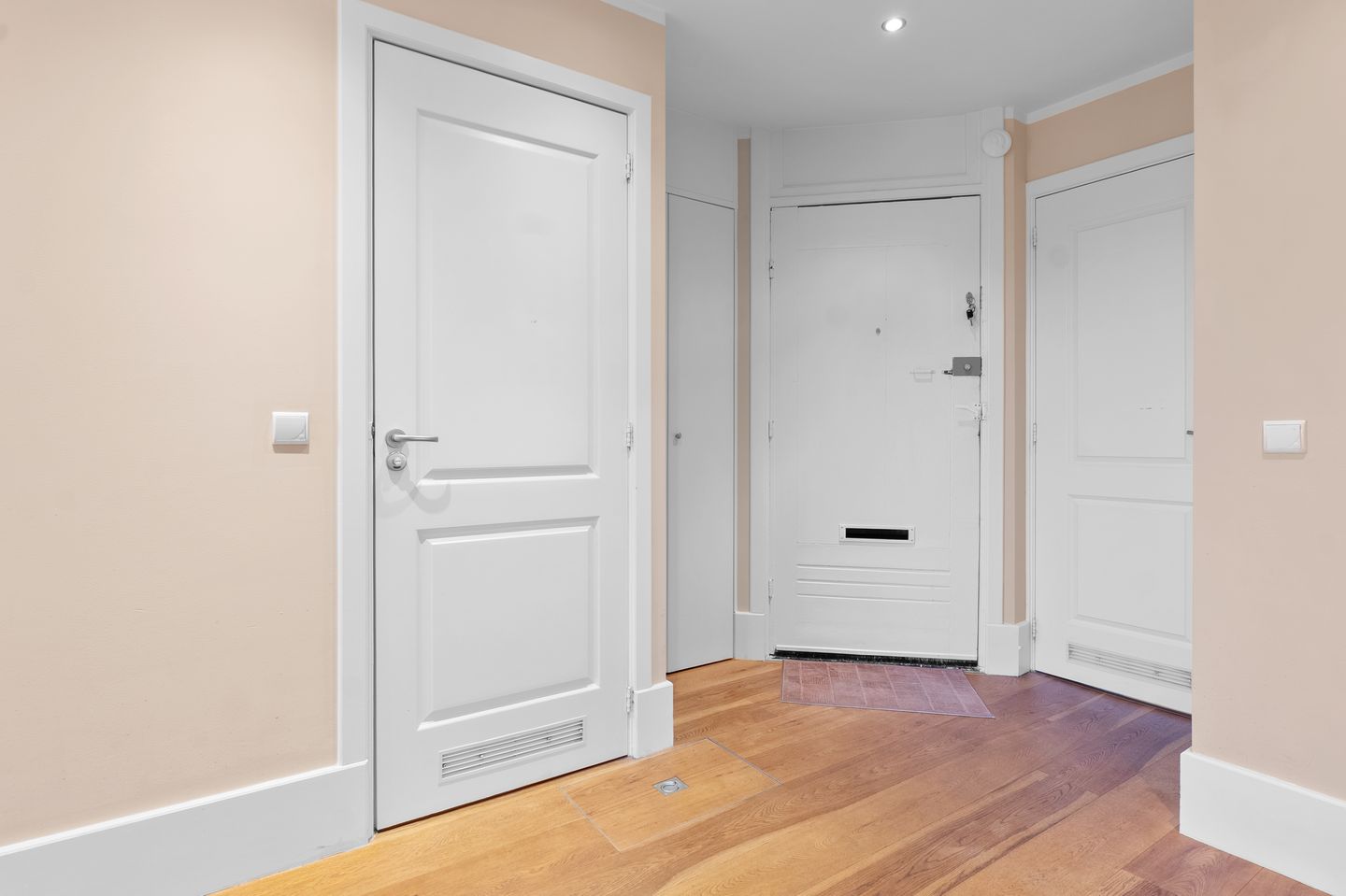 Foto 19 van Naarderstraat 169