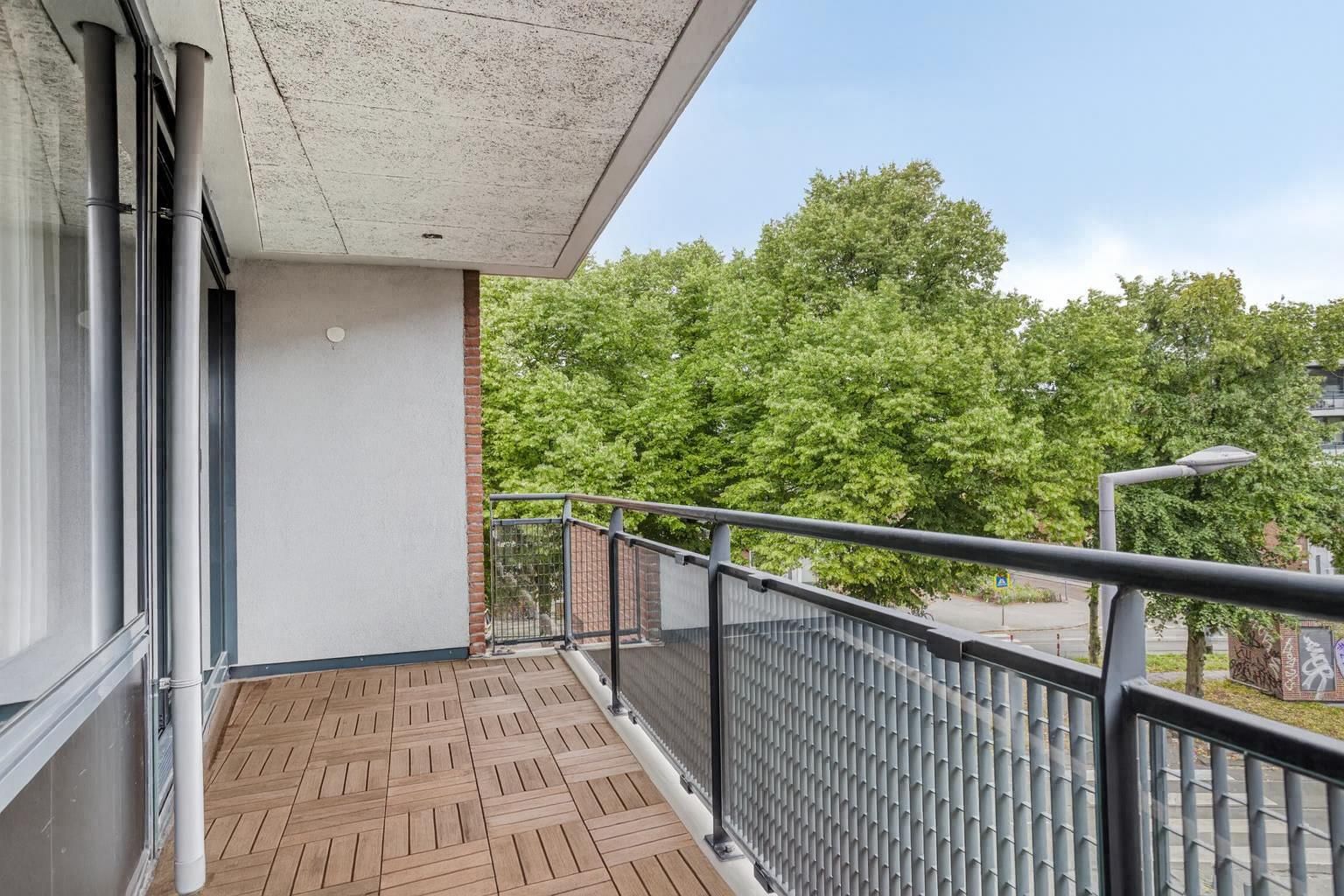 Photo 21 of Claes de Vrieselaan 161