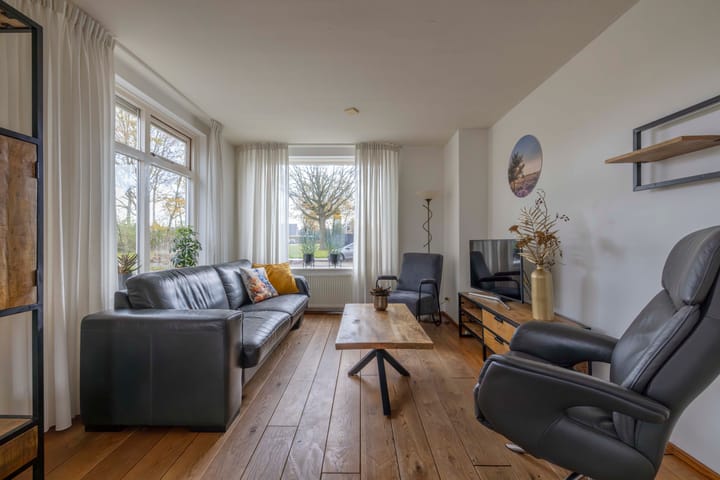 Foto 6 van Van Voortstraat 11