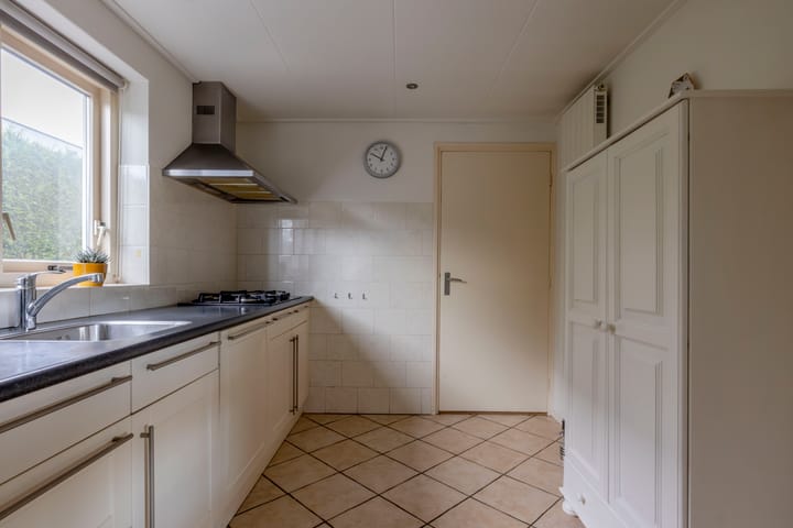 Foto 9 van Van Voortstraat 11