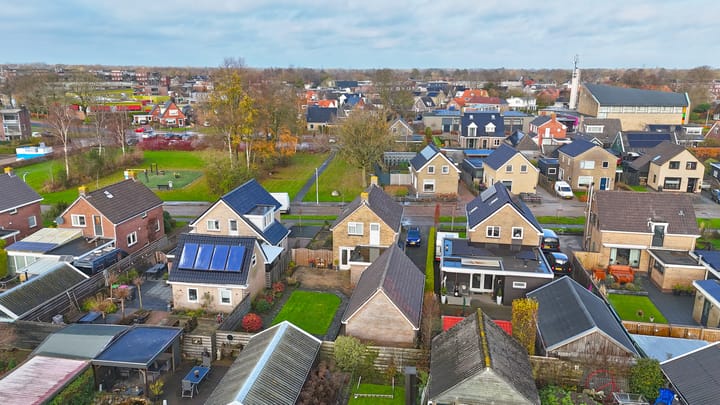 Foto 45 van Van Voortstraat 11