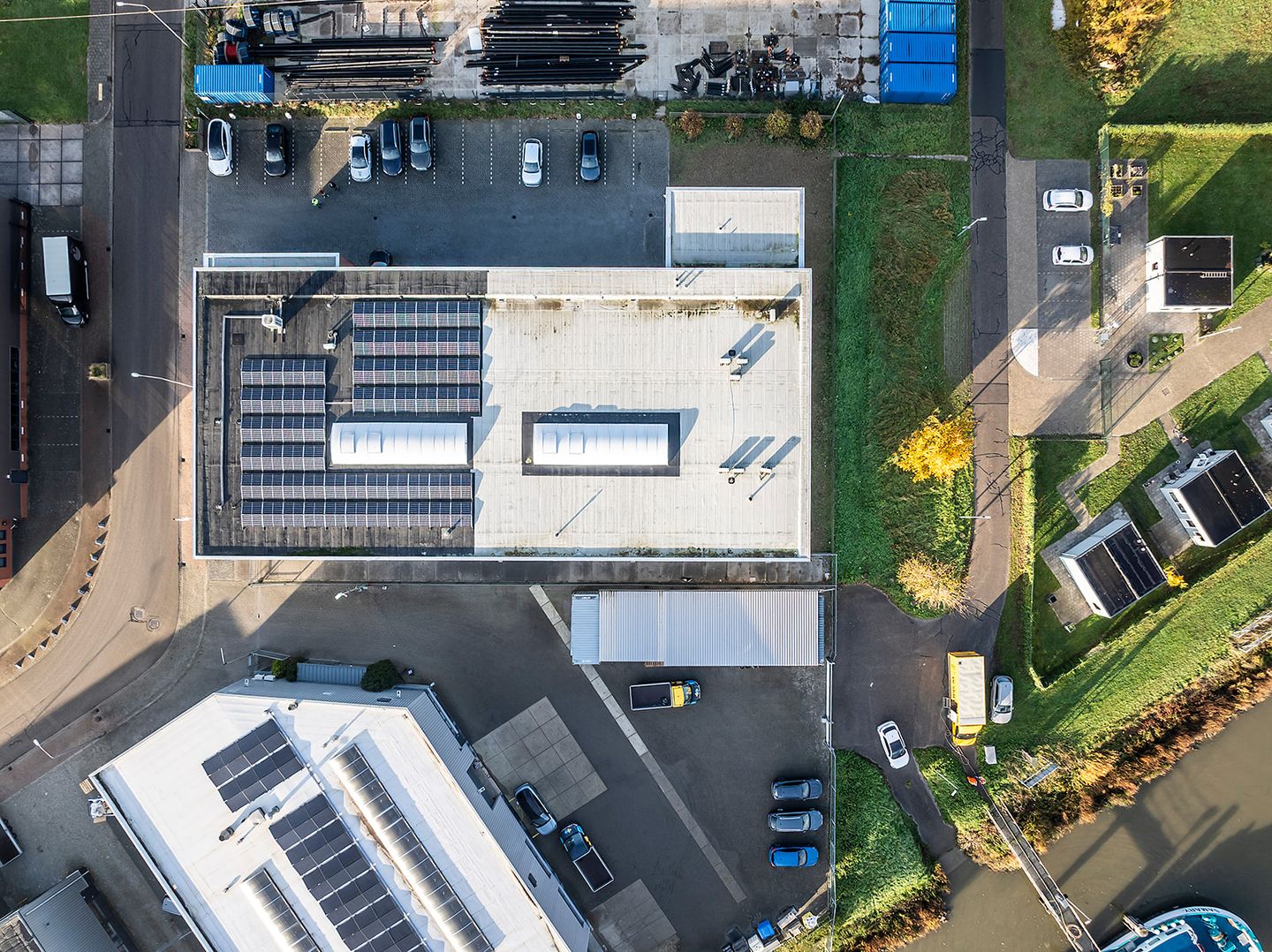 Bekijk foto 3 van Veerplaat 100