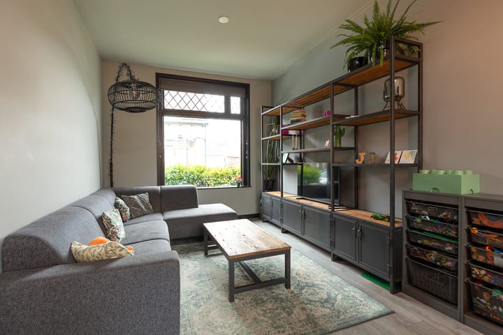 Photo 2 of Pauwenstraat 1