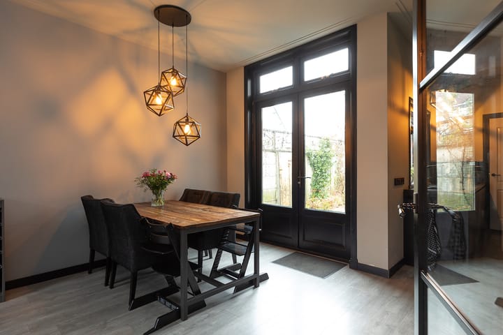 Photo 7 of Pauwenstraat 1