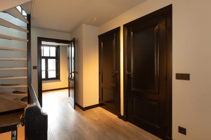 Photo 18 of Pauwenstraat 1