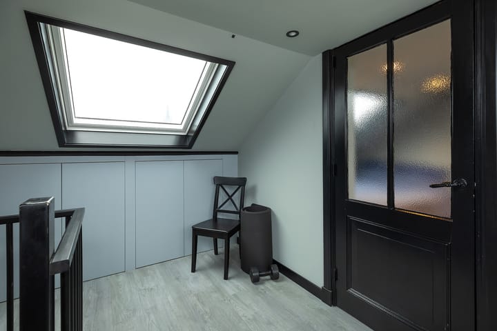 Photo 21 of Pauwenstraat 1