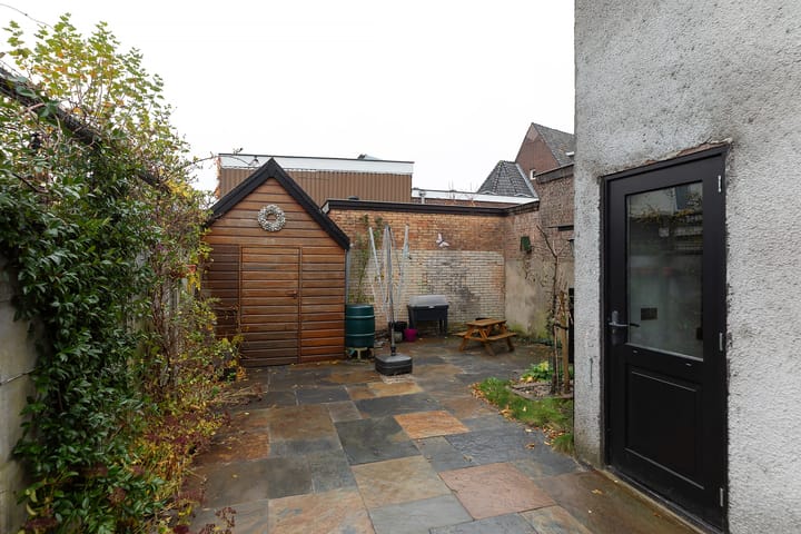 Photo 25 of Pauwenstraat 1