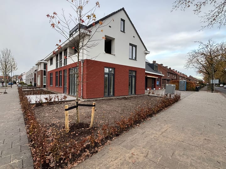 Photo 2 of Beekgraaf 1-B