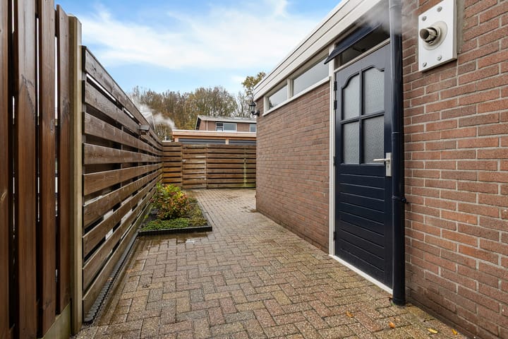 Photo 35 of Kloosterstraat 11