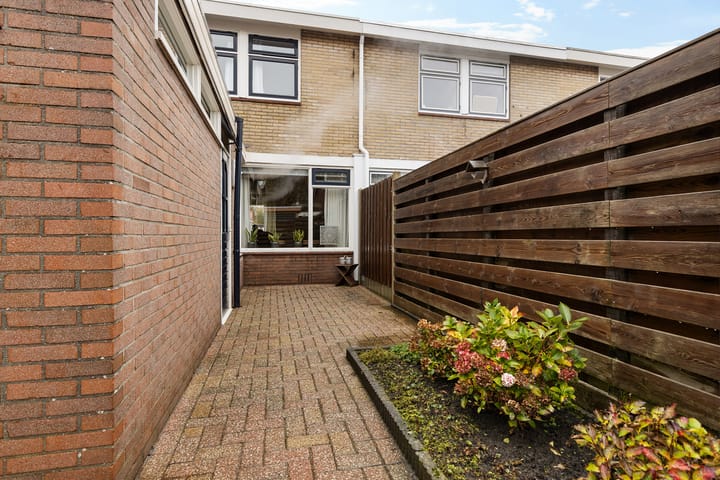 Photo 36 of Kloosterstraat 11